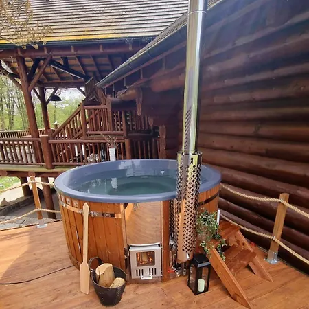 Srub Celina Holiday home Borotice